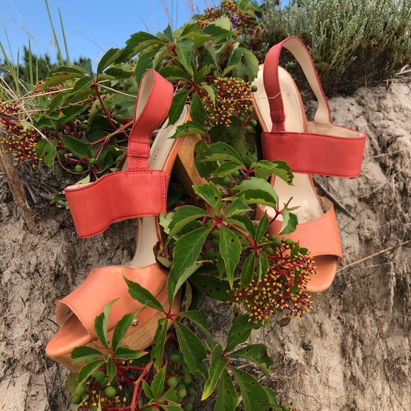 Wooden Platform Heels - Picture 3 of 4